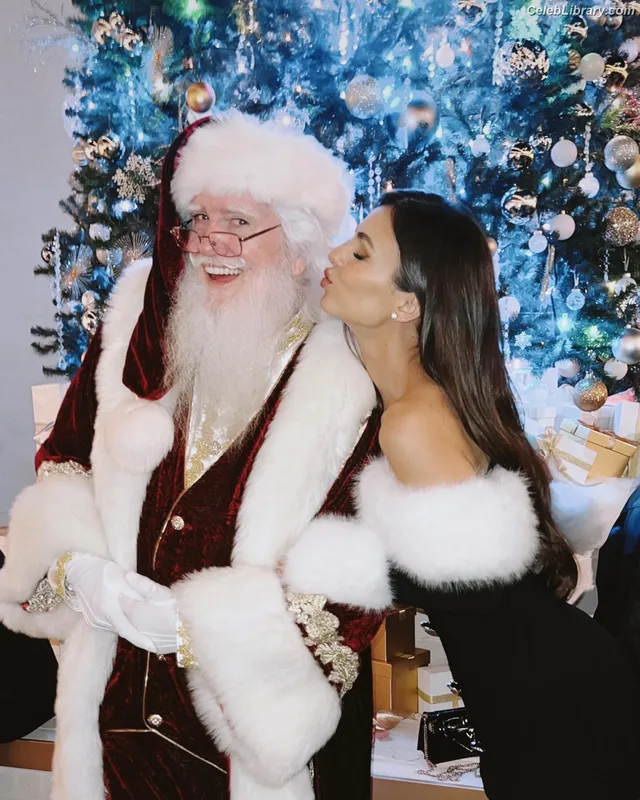 Victoria Justice photo 13 of 3442