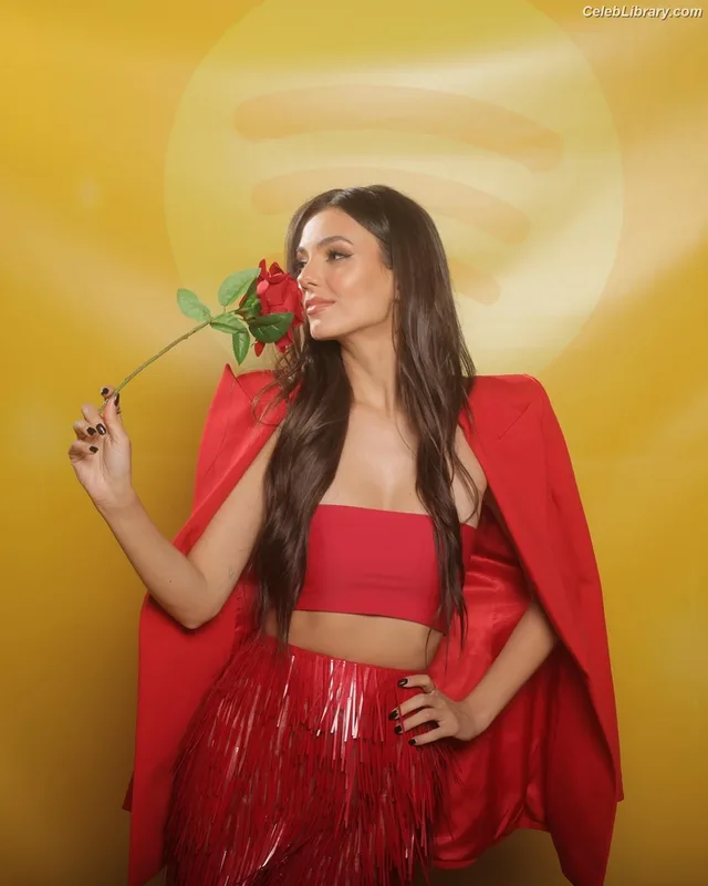 Victoria Justice photo 13 of 3442