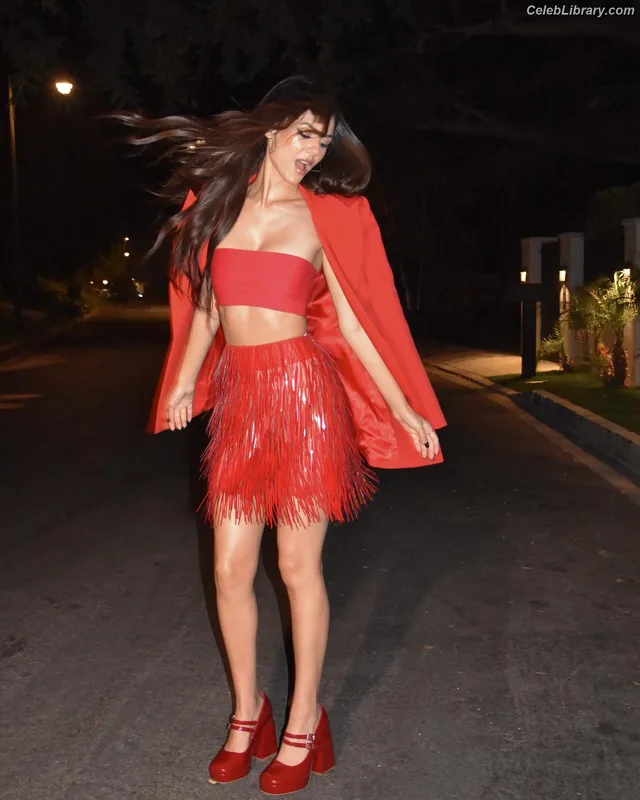 Victoria Justice photo 19 of 3442