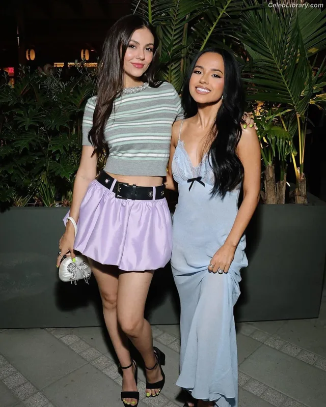 Victoria Justice photo 2 of 3442
