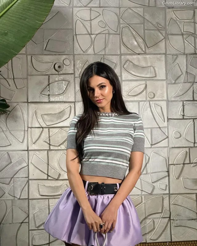 Victoria Justice photo 3 of 3442