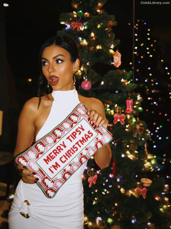 Victoria Justice photo 19 of 3442