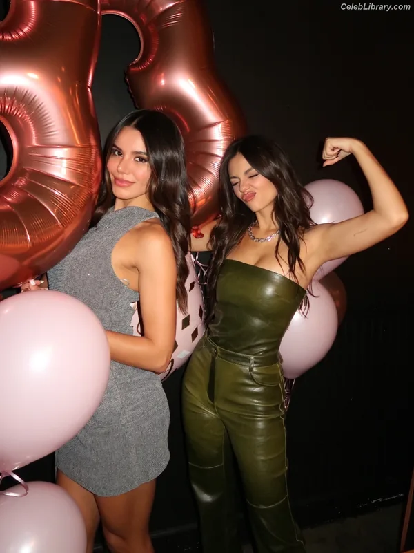 Victoria Justice photo 23 of 3442