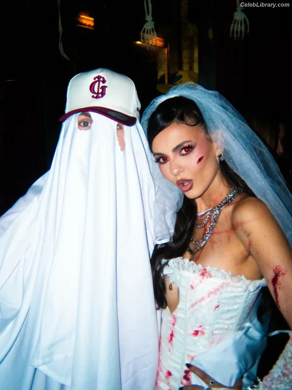 Victoria Justice photo 3 of 3442