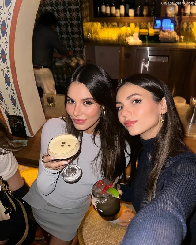 Victoria Justice photo 14 of 3442