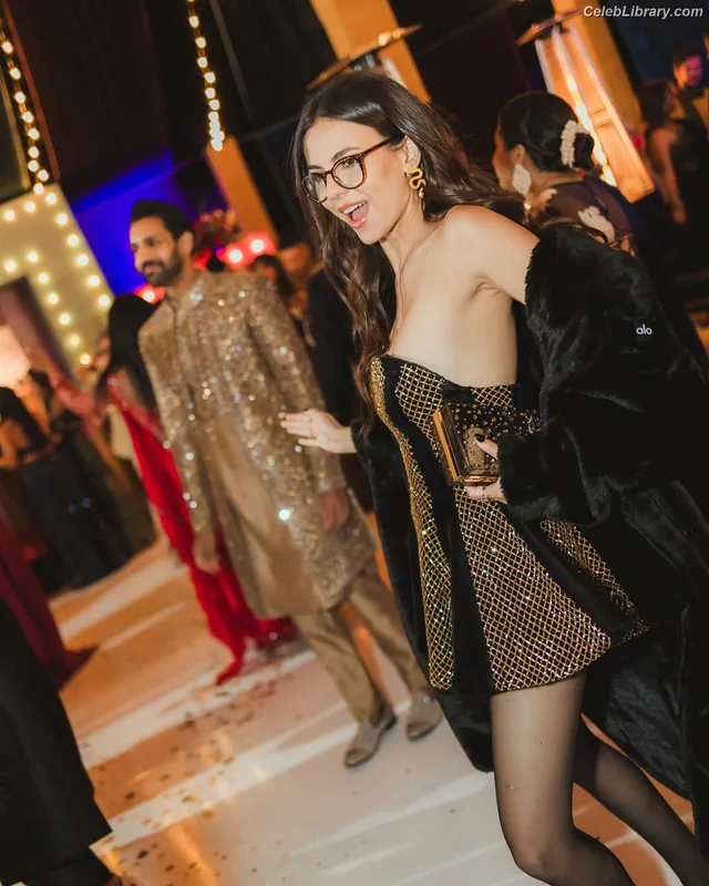 Victoria Justice photo 13 of 3442