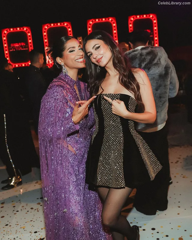 Victoria Justice photo 14 of 3442