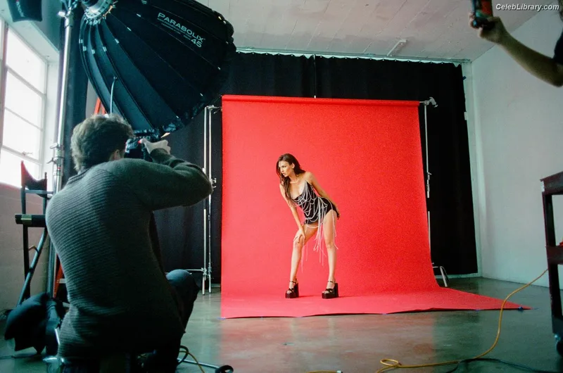 Victoria Justice photo 16 of 3442