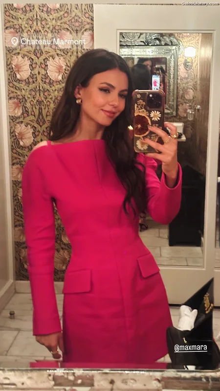 Victoria Justice photo 17 of 3442