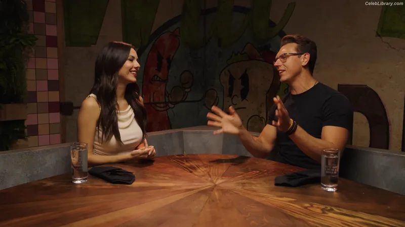 Victoria Justice photo 1 of 3442