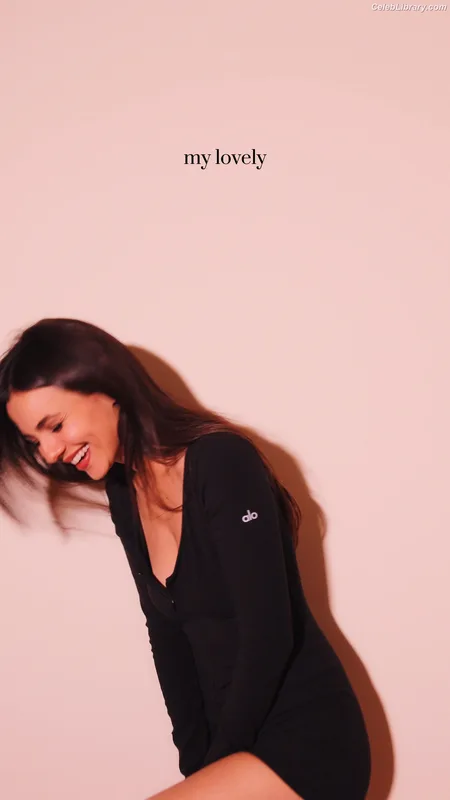 Victoria Justice photo 2 of 3442