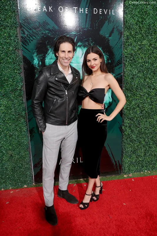 Victoria Justice photo 21 of 3442