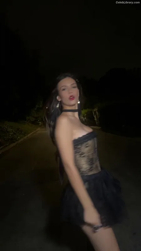 Victoria Justice photo 8 of 3442