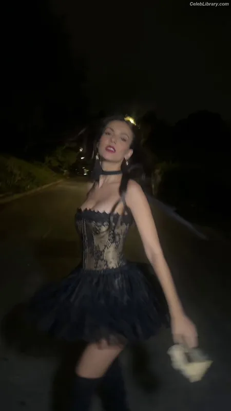 Victoria Justice photo 9 of 3442