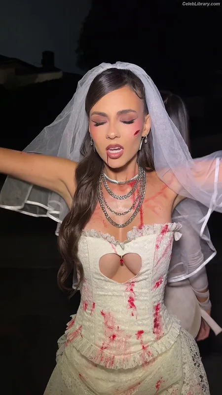 Victoria Justice photo 21 of 3442