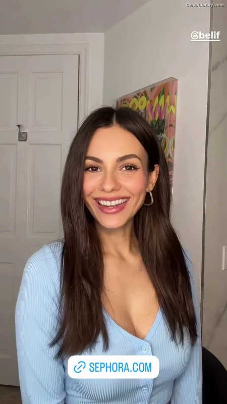 Victoria Justice photo 14 of 3442