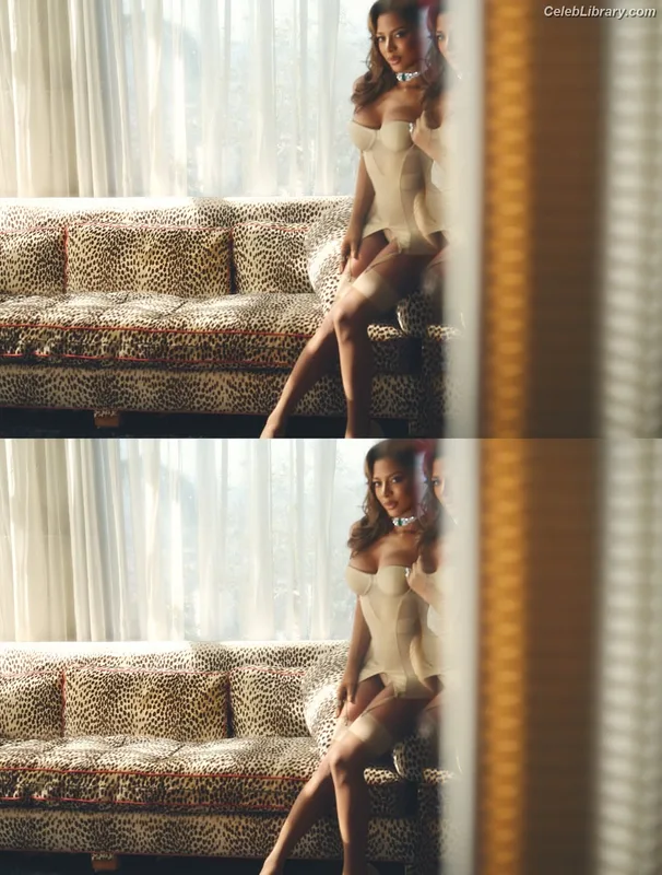 Victoria Monét photo 13 of 61