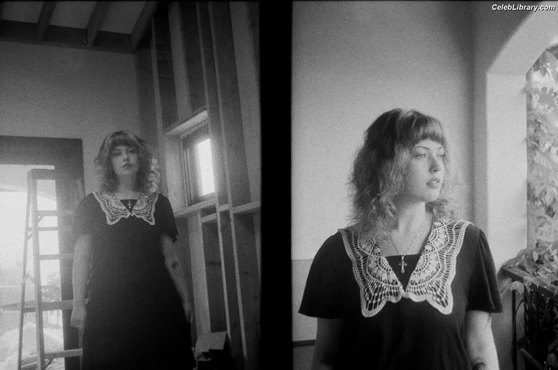 Violet Grohl photo 18 of 130