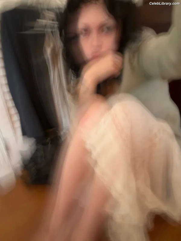Violet Grohl photo 6 of 130