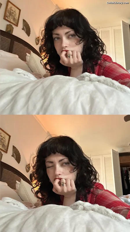 Violet Grohl photo 5 of 130