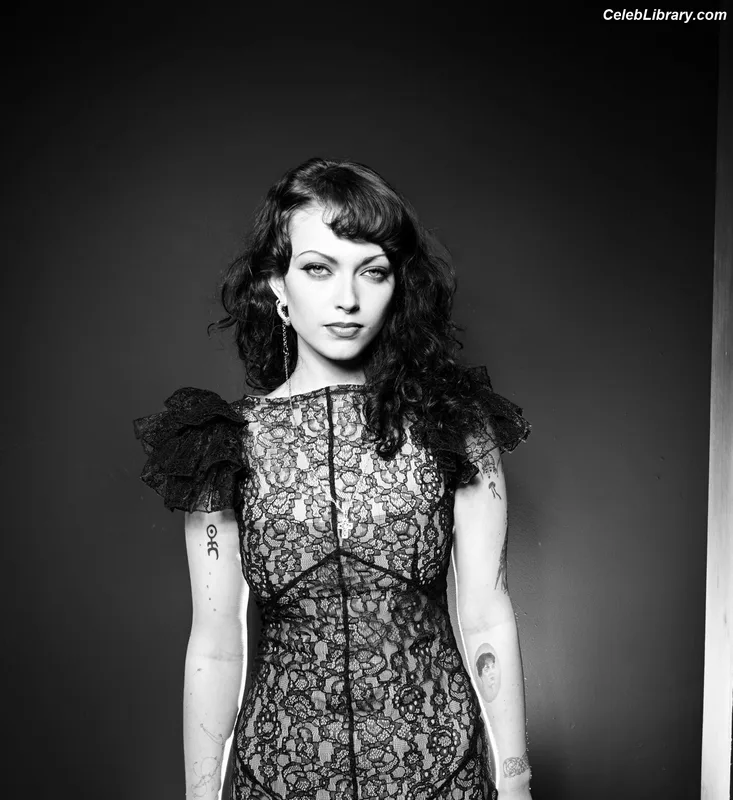 Violet Grohl photo 14 of 130