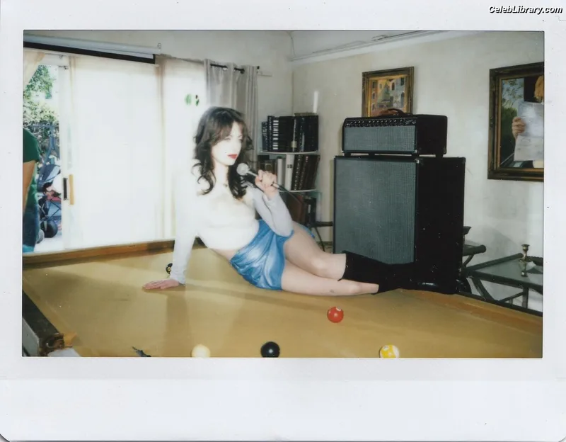 Violet Grohl photo 3 of 130