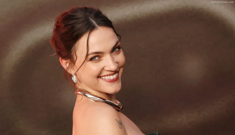 Violett beane photo 13 of 112