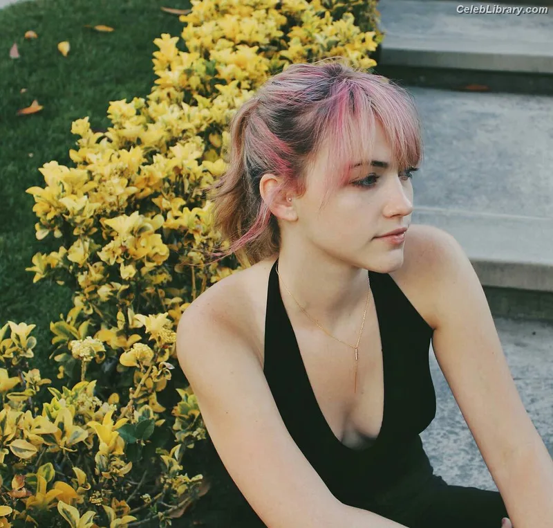 Violett beane photo 2 of 112