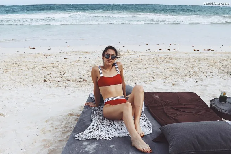 Violett beane photo 6 of 112