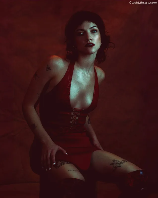 Violett beane photo 11 of 112