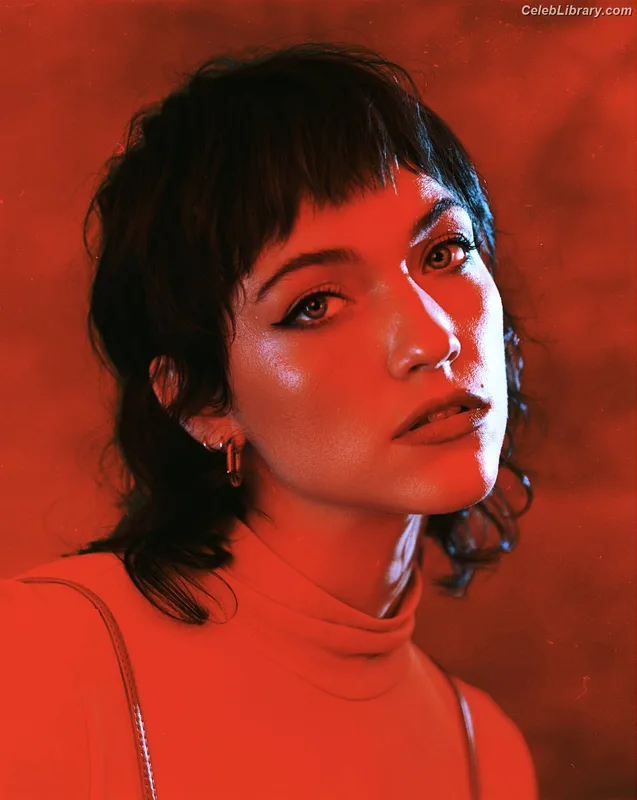 Violett beane photo 14 of 112