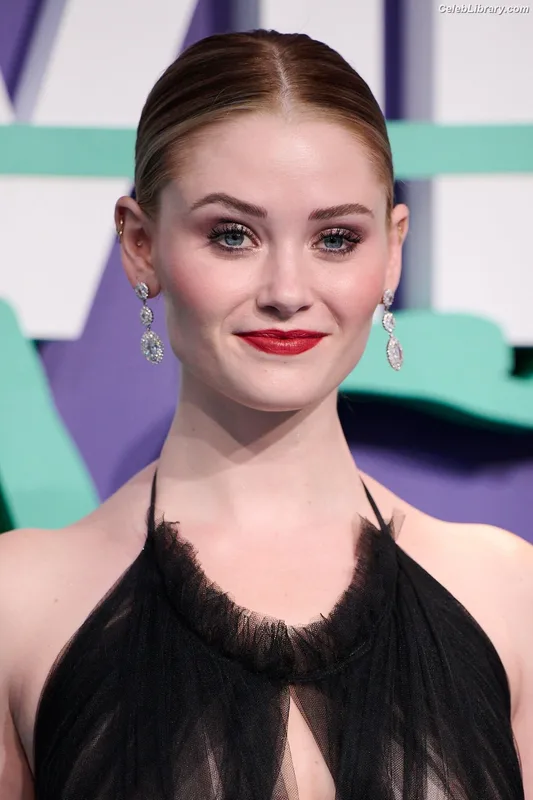 Virginia Gardner photo 24 of 521
