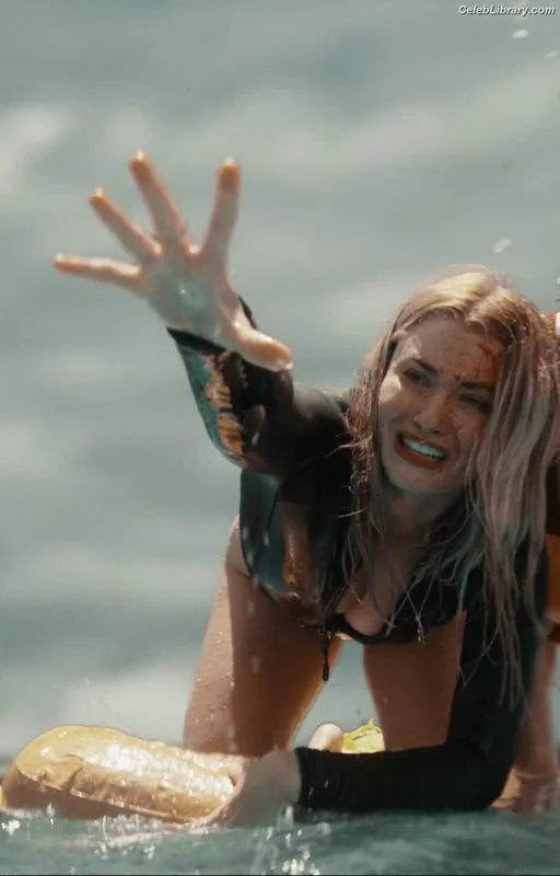 Virginia Gardner photo 6 of 521
