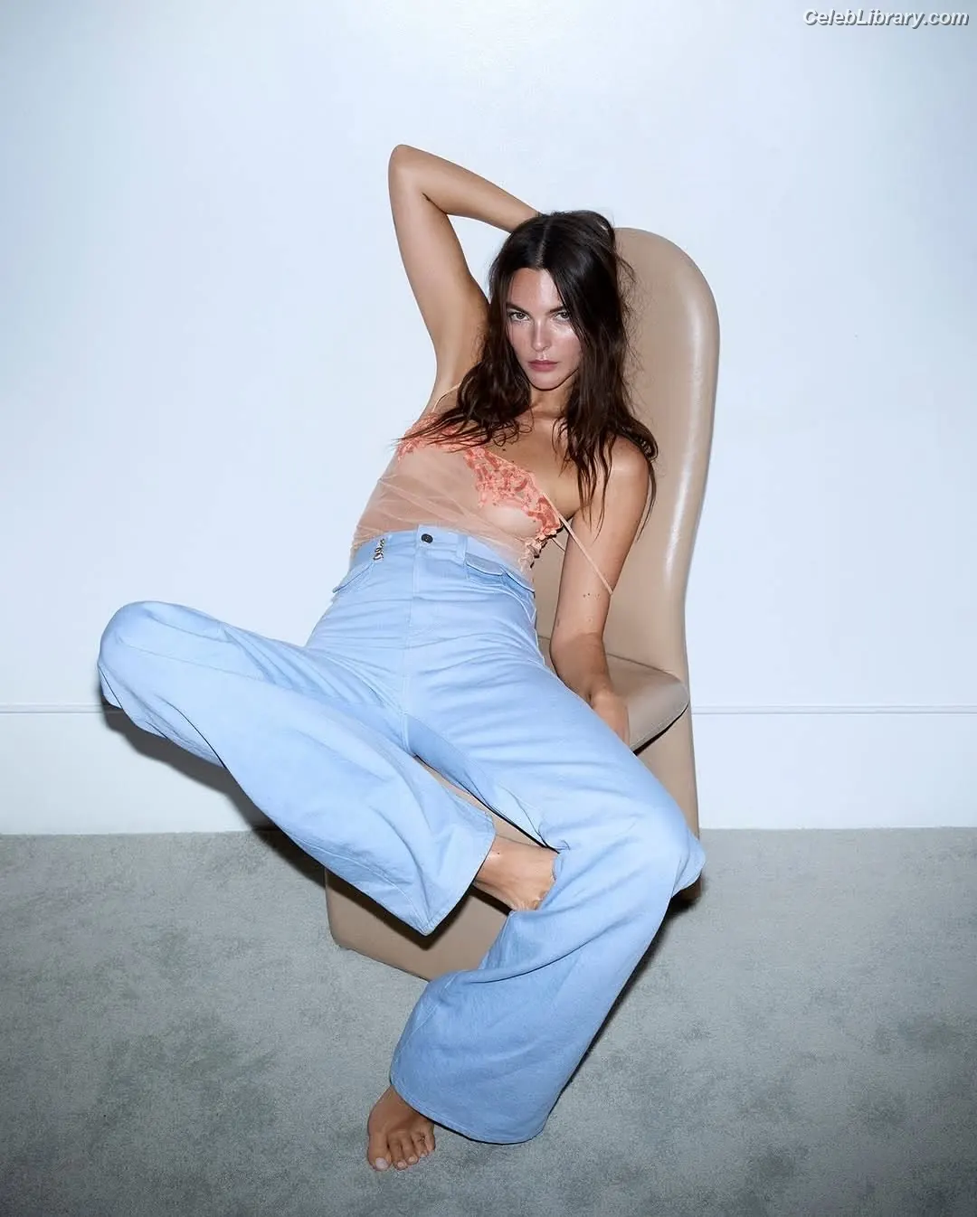Vittoria Ceretti photo 12 of 310