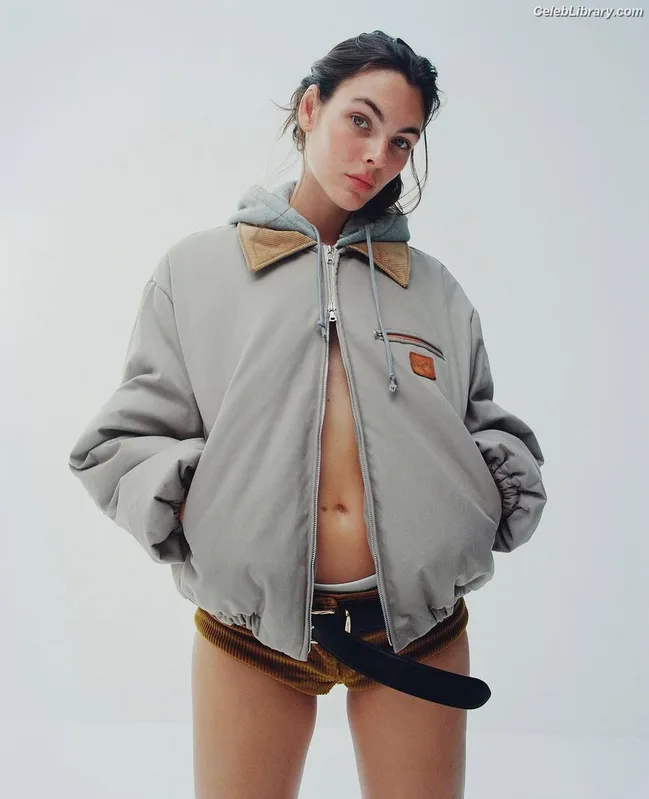 Vittoria Ceretti photo 10 of 311
