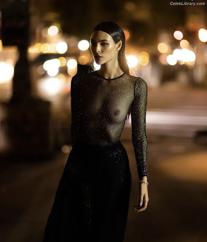 Vittoria Ceretti photo 18 of 311