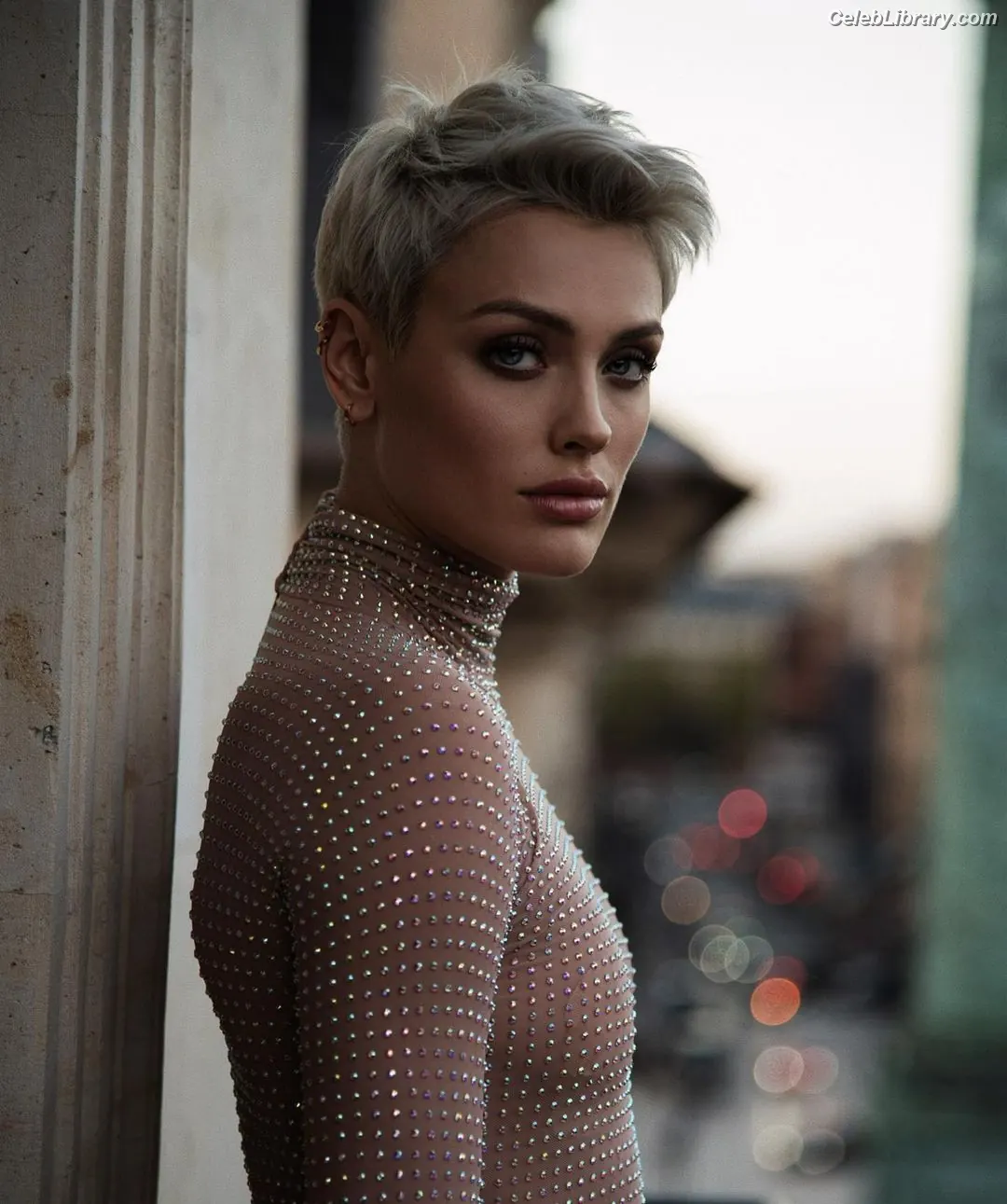 Wallis Day photo 23 of 237