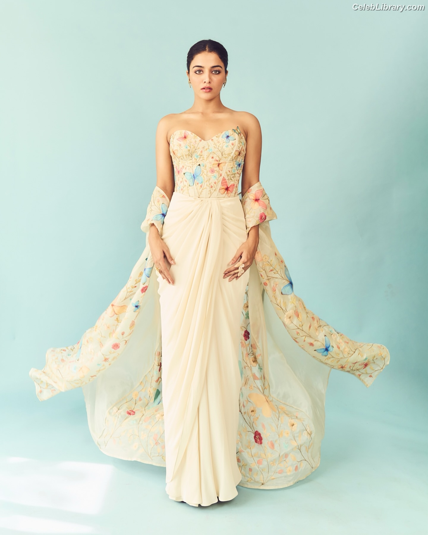 Wamiqa Gabbi photo 17 of 166
