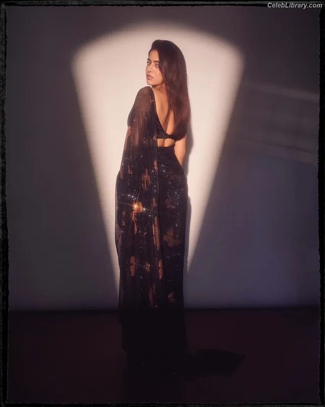 Wamiqa Gabbi photo 10 of 166