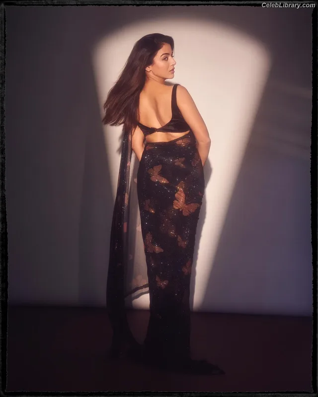 Wamiqa Gabbi photo 11 of 166