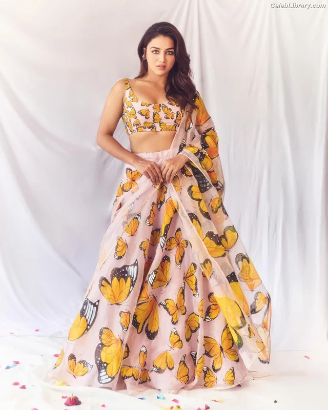 Wamiqa Gabbi photo 9 of 166