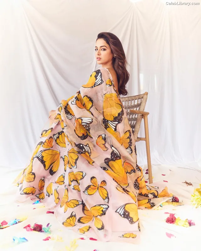 Wamiqa Gabbi photo 16 of 166