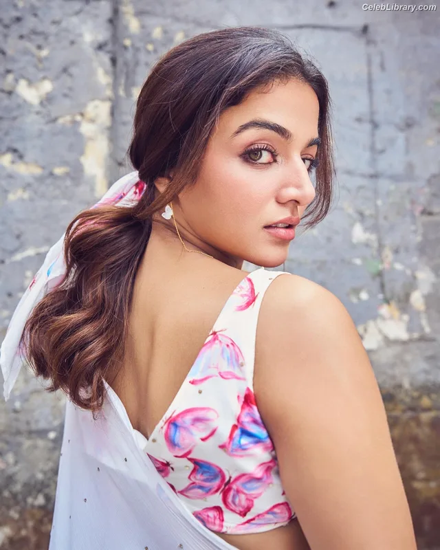 Wamiqa Gabbi photo 2 of 166