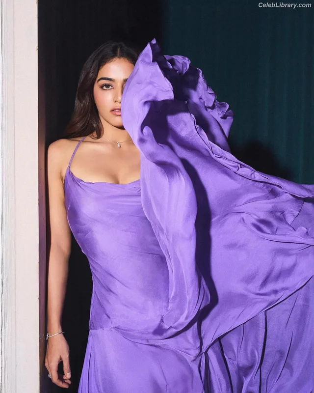 Wamiqa Gabbi photo 17 of 166