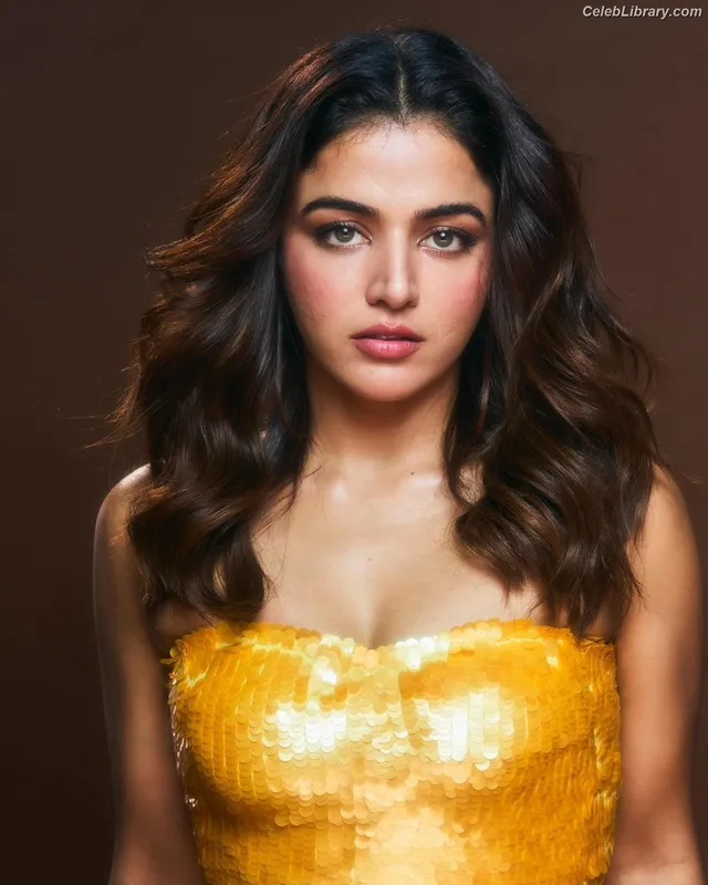 Wamiqa Gabbi photo 13 of 166