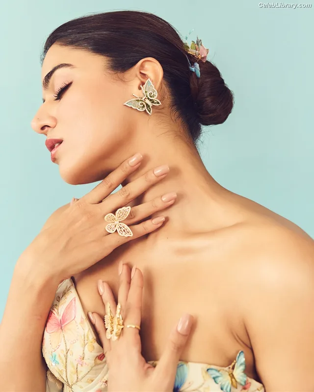 Wamiqa Gabbi photo 21 of 166
