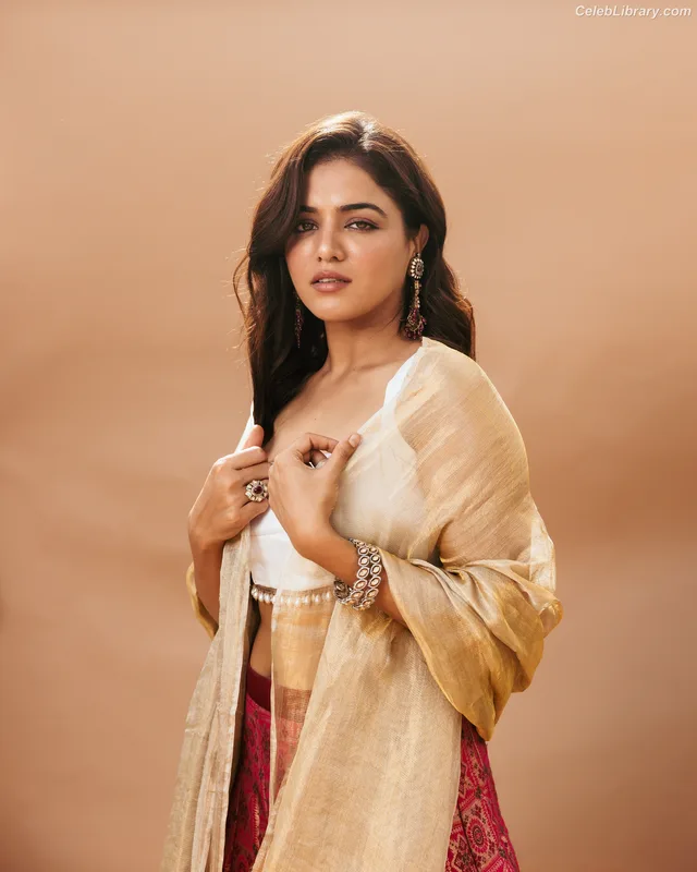 Wamiqa Gabbi photo 22 of 166