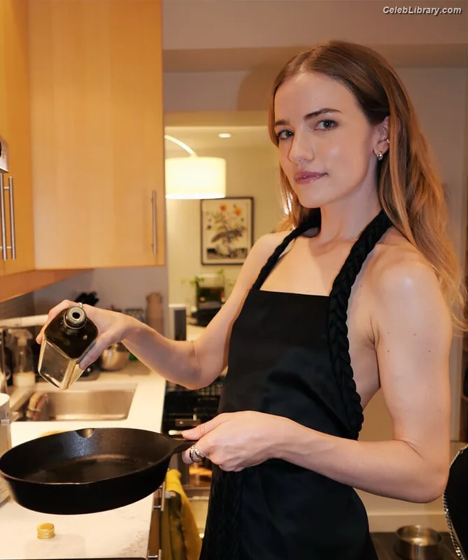 Willa Fitzgerald photo 12 of 177