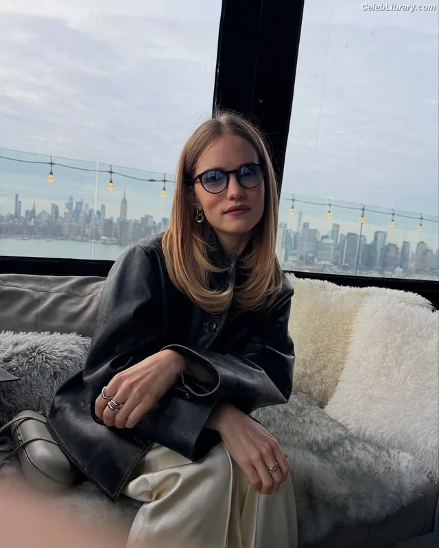 Willa Fitzgerald photo 10 of 177