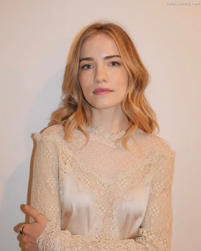 Willa Fitzgerald photo 15 of 177